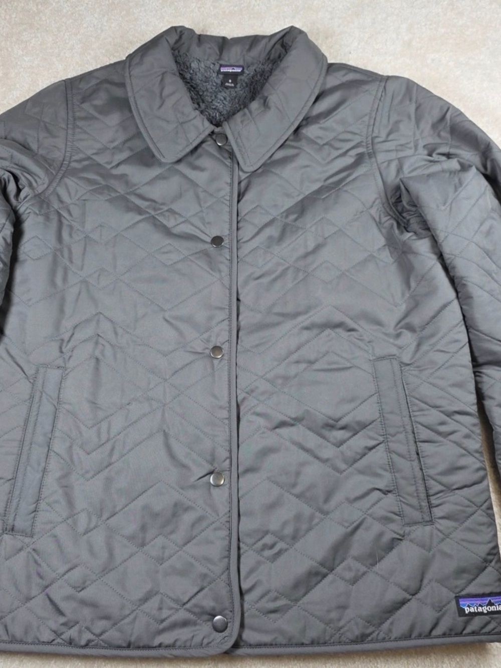 Patagonia Quilted Puffer Jacket in Gray